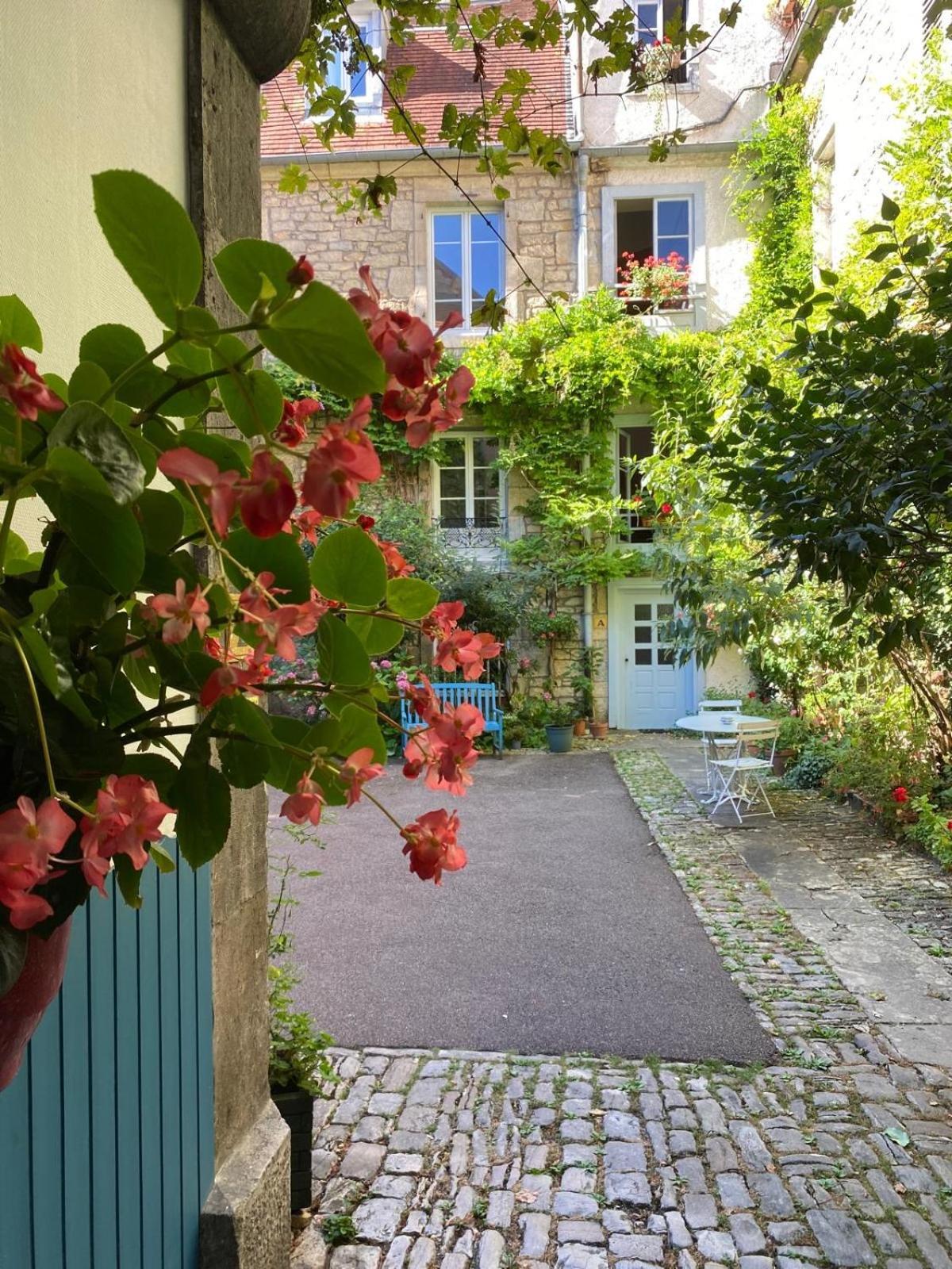 Besancon: Charmant Duplex Au Pied De La Citadelle 외부 사진